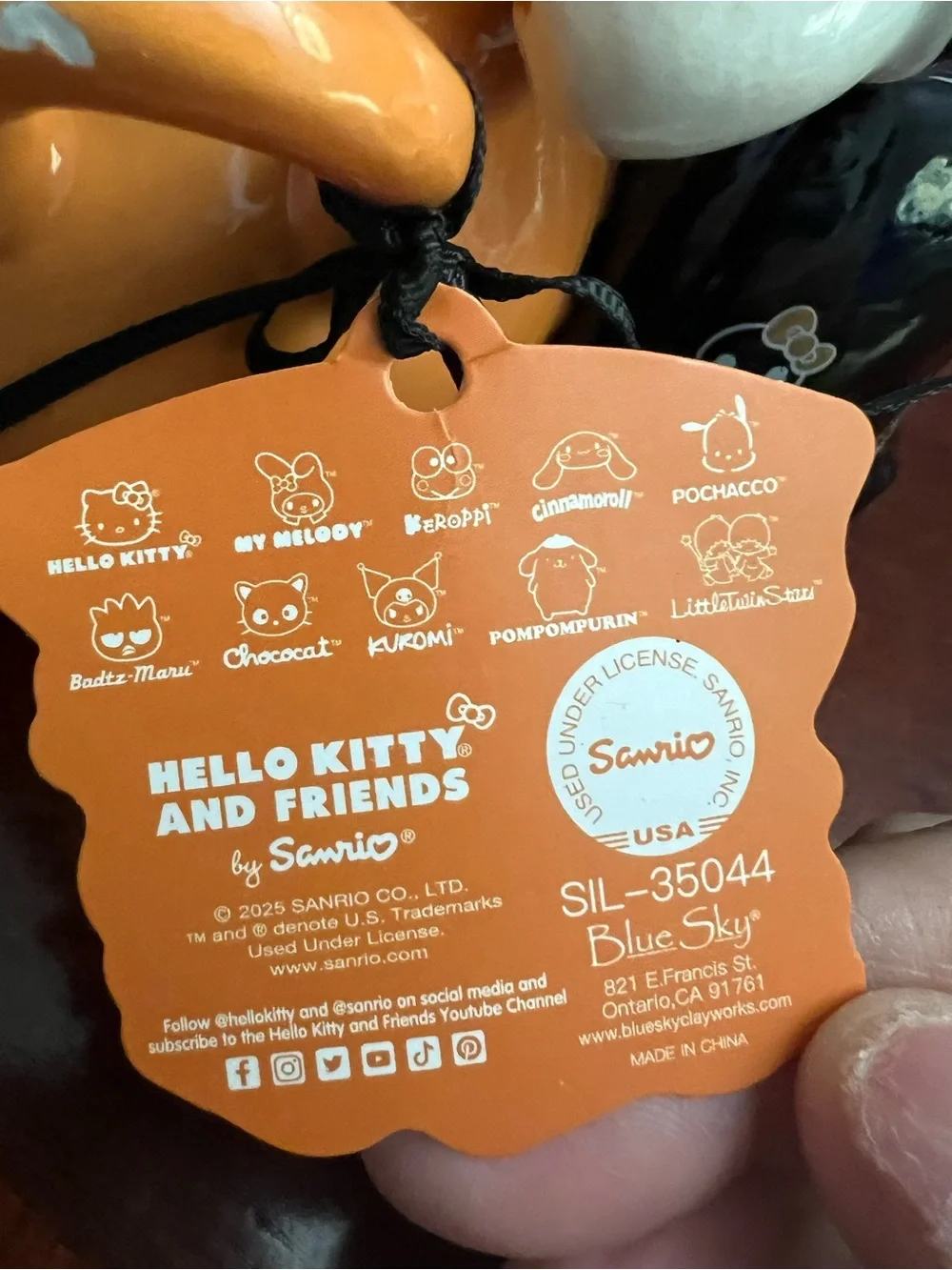 Hello Kitty Orange & White Halloween Pumpkin Holder